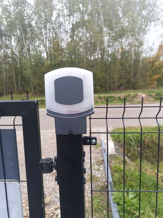 Montaż napędów do bram, domofonów, kamer, alarmów, telewizji, elektryk