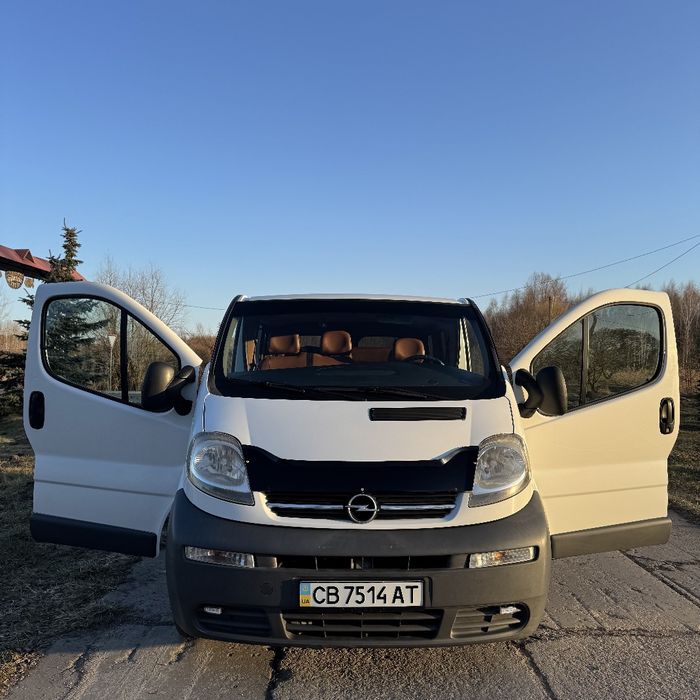 Opel Vivaro 2005