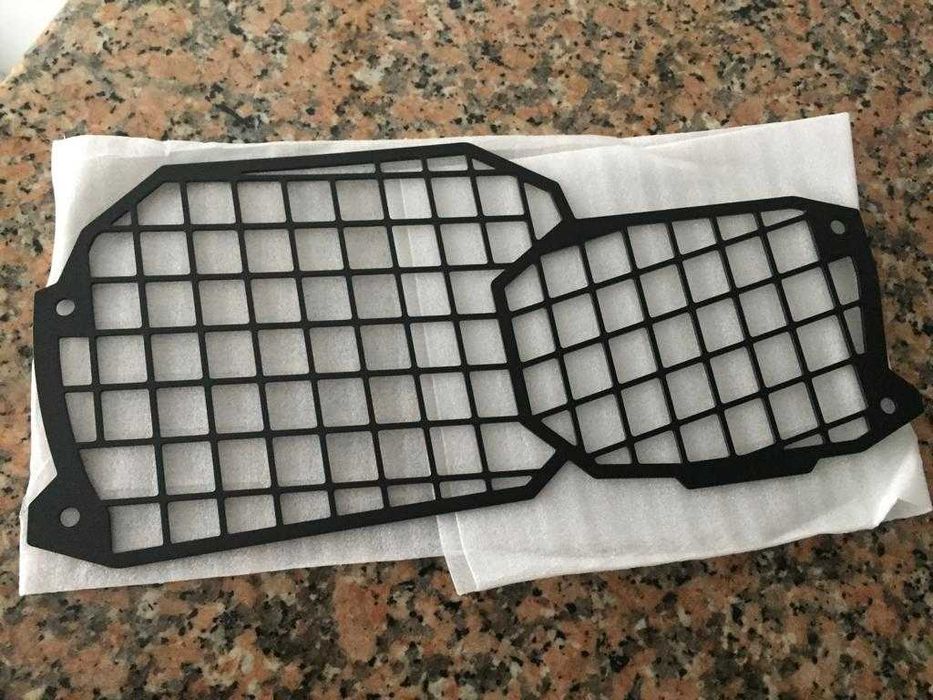 Grelha de proteção do farol BMW F 800/700/650 GS