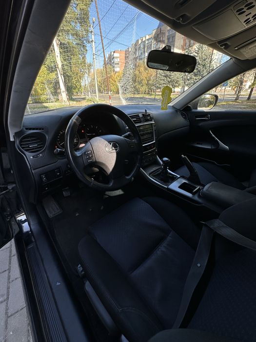 Lexus IS220d 2.2 дизель