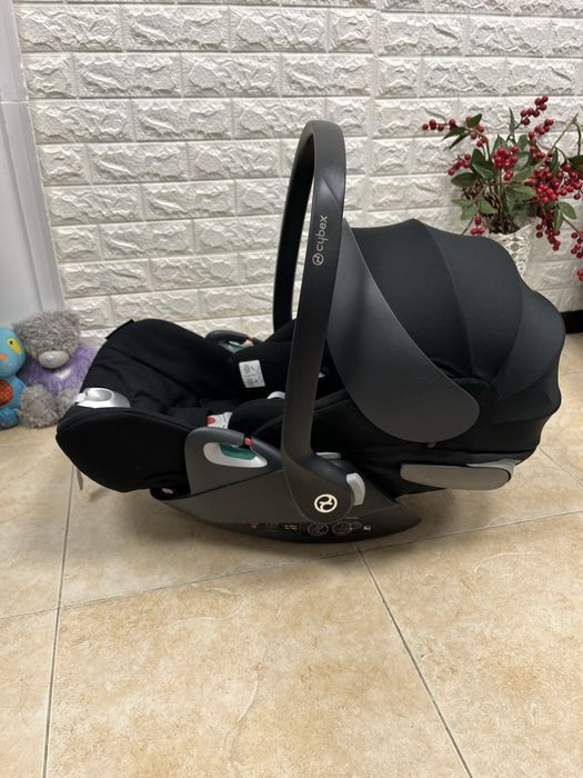 Автокрісло Cybex Cloud Z2 i-Size Група 0+ (0-13 кг) дитяче автокрісло