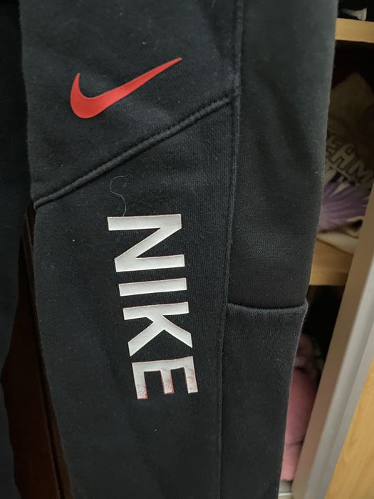 Calcas da nike (tenho o casaco do conjunto)