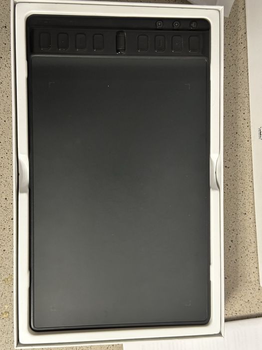 Графічний планшет huion 8.7 5.4 h951p