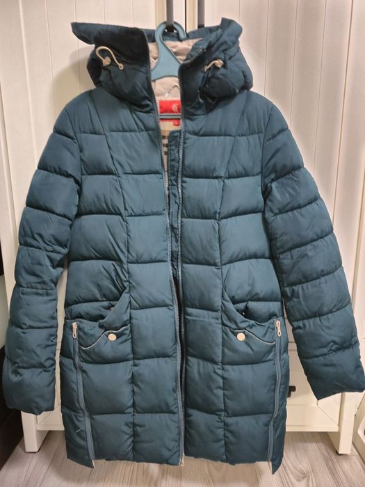 Куртка зимова з капішоном