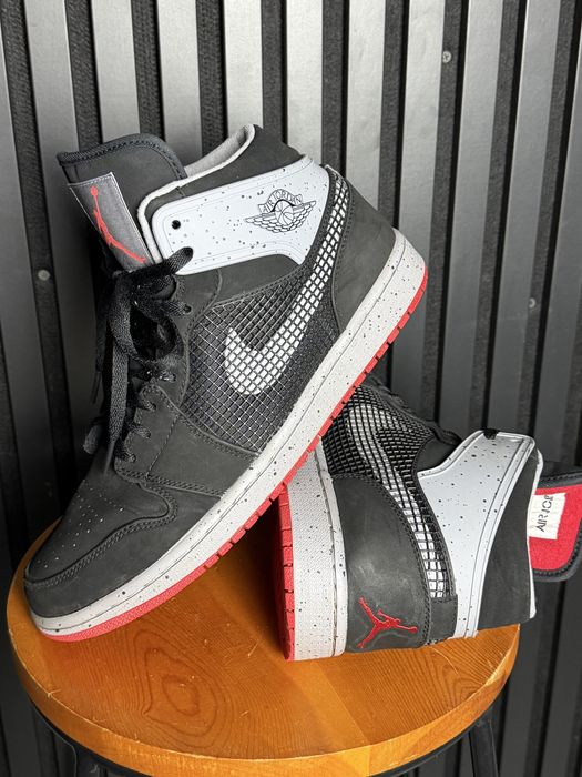 Buty Nike Jordan Mid 1 Obsidian Rozmiar 44/28cm