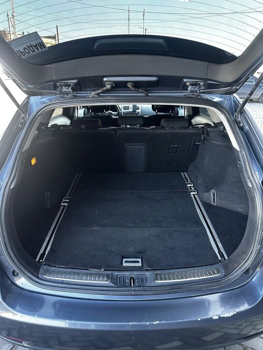 Toyota Avensis 1.8 бензин