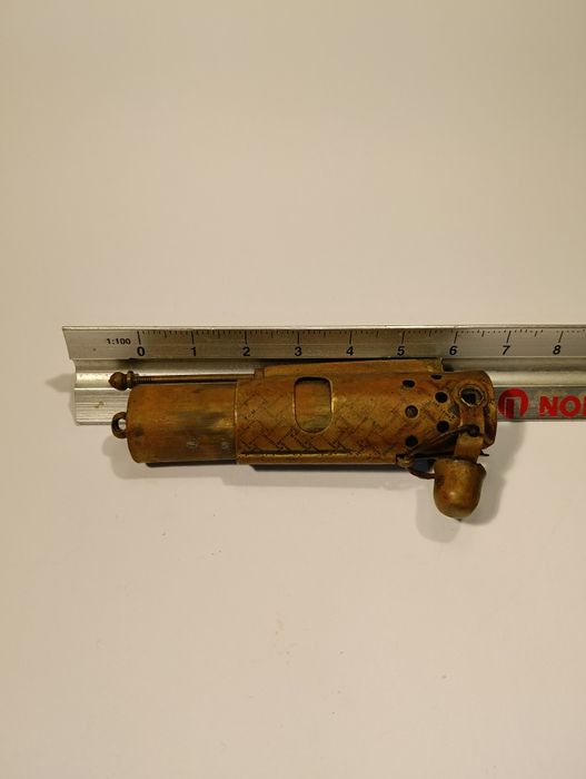 Isqueiro centenário de coleção