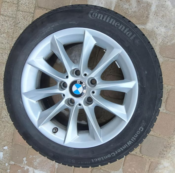 Alufelgi 16 cali 5 x 120 z oponami zimowymi   BMW