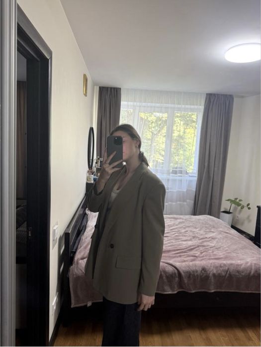 піджак Zara хакі кольору