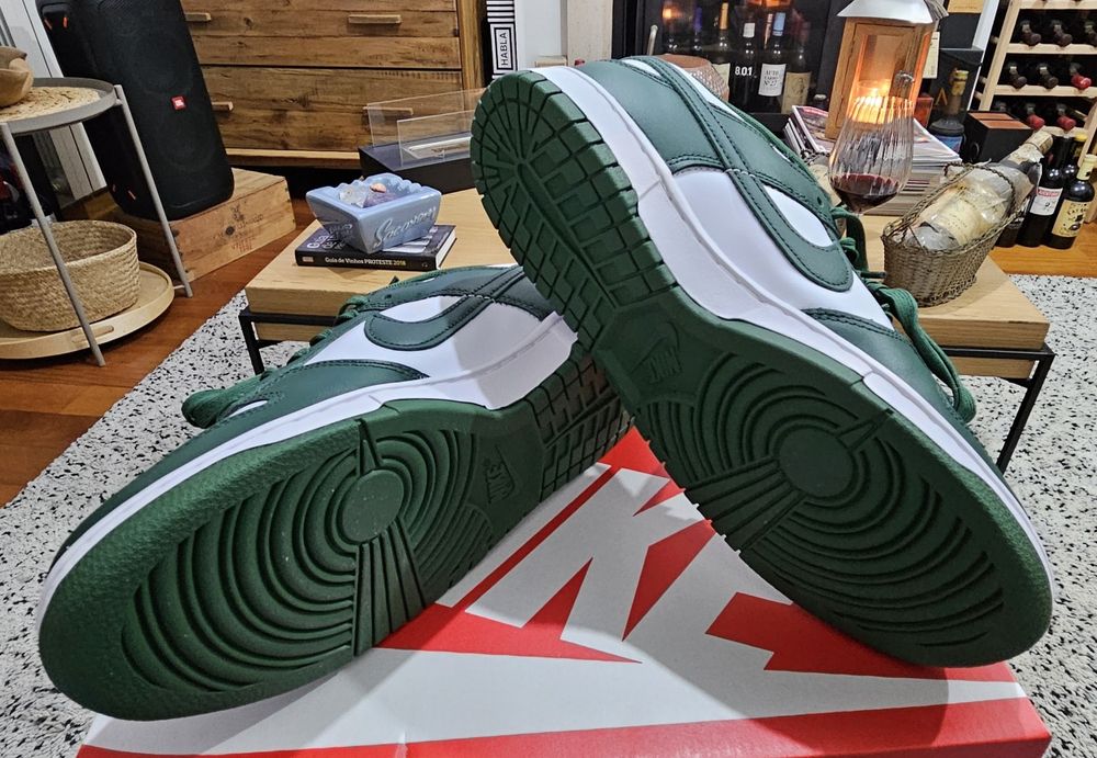 Ténis novos a estrear na caixa Nike Dunk Low Retro, 42,5 europeu