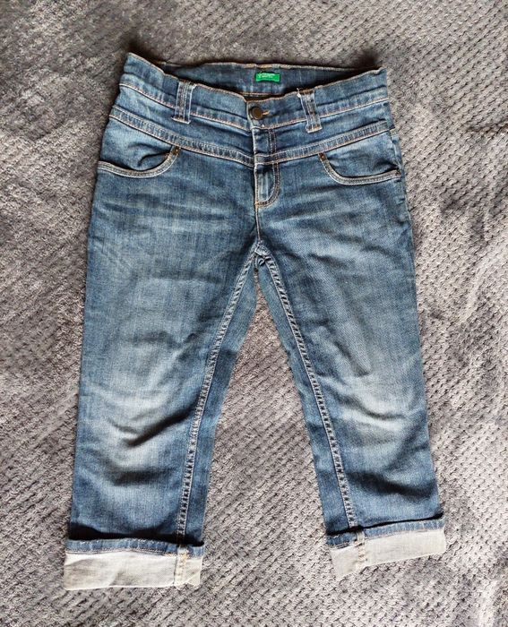 Bermudy  BENETTON do kolana