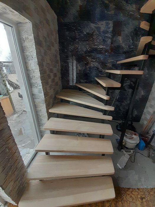 Schody na konstrukcje metalowe