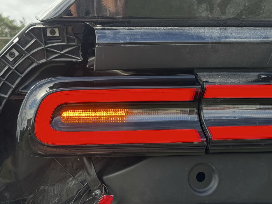 Dodge Challenger PEŁNA konwersja na EUROPE