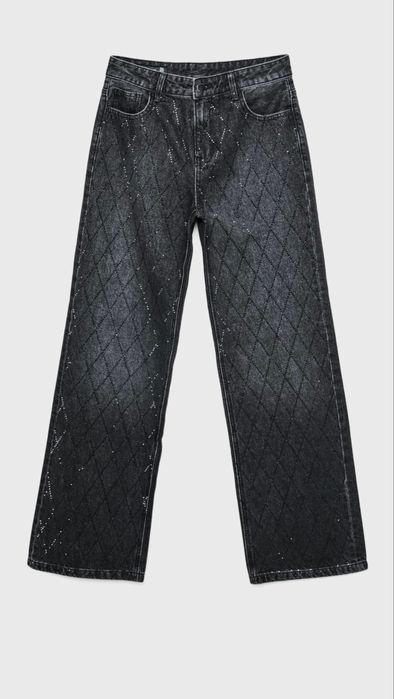 Джинси з діамантовими блискітками Stradivarius