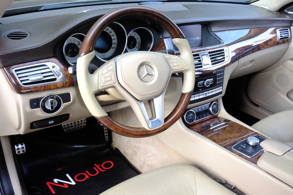 Mercedes CLS-Class 2012