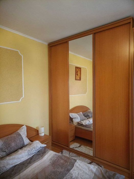 Меблі, шафа-купе