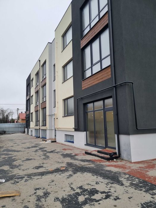 Продаж 2к квартири у клубному будинку