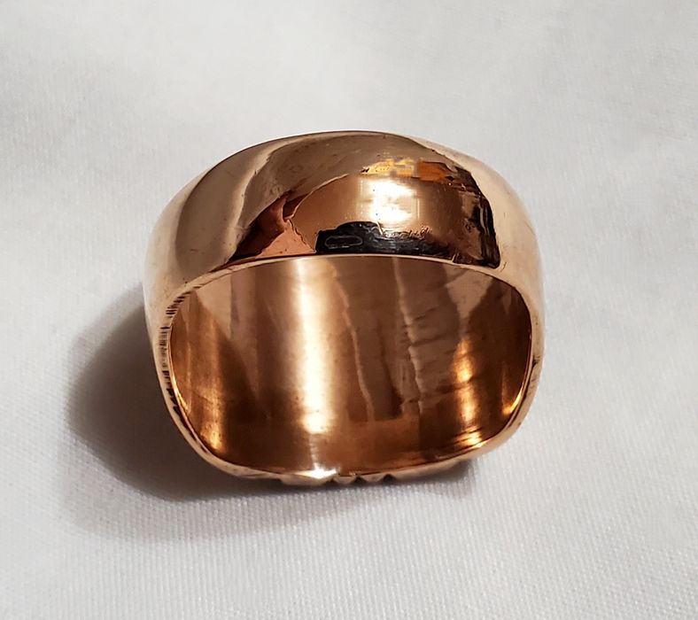 Кольцо без пробы в золотом цвете 583 пробы периода ссср