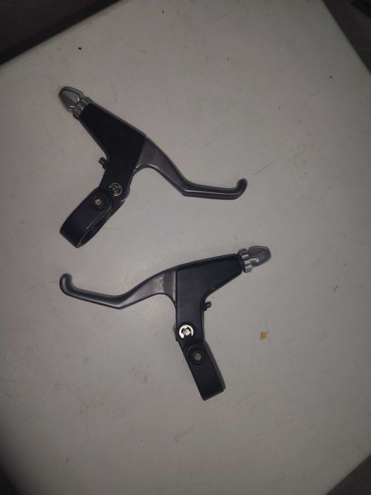 Manípulos de travão btt