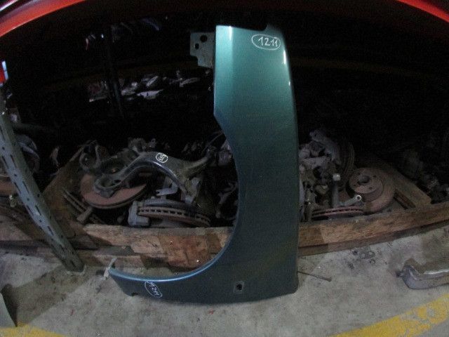 Guarda-lamas esquerdo PEUGEOT 106 I (1A, 1C)