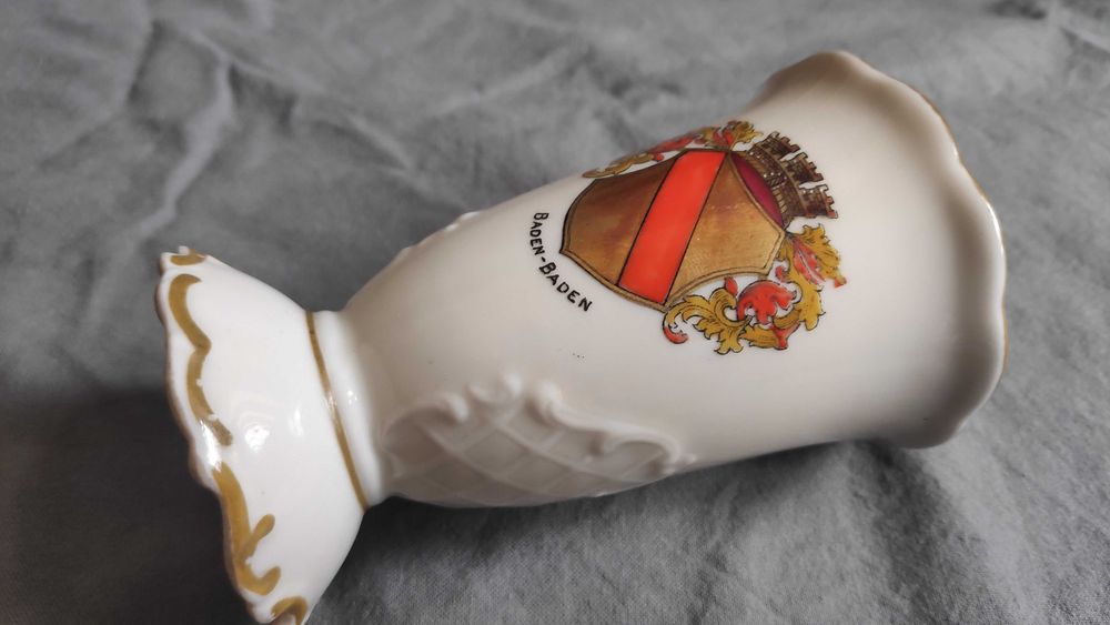 Stary wazonik porcelanowy ręcznie malowany Niemcy