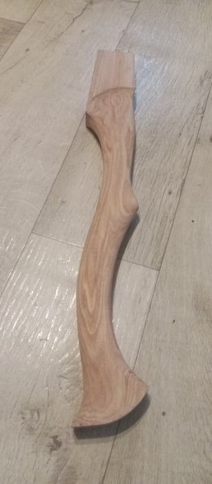 Рукояти,топорища из Бересты т.е В'яз!