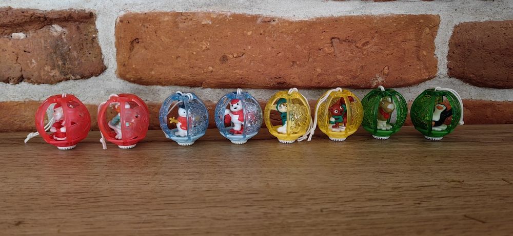 Kinder niespodzianka jajko - Bombki świątecznych 8 sztuk