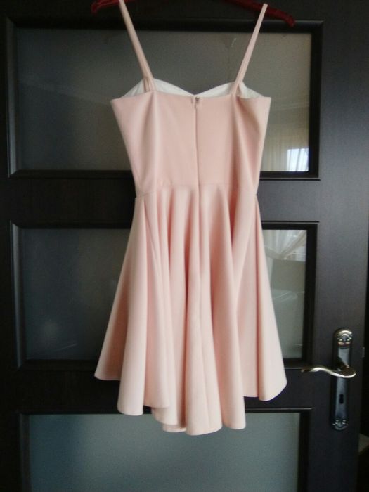 Sukienka fuksja tiul