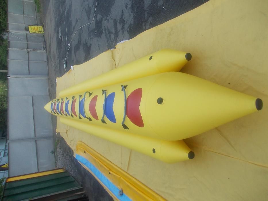 надувной водный аттракцион