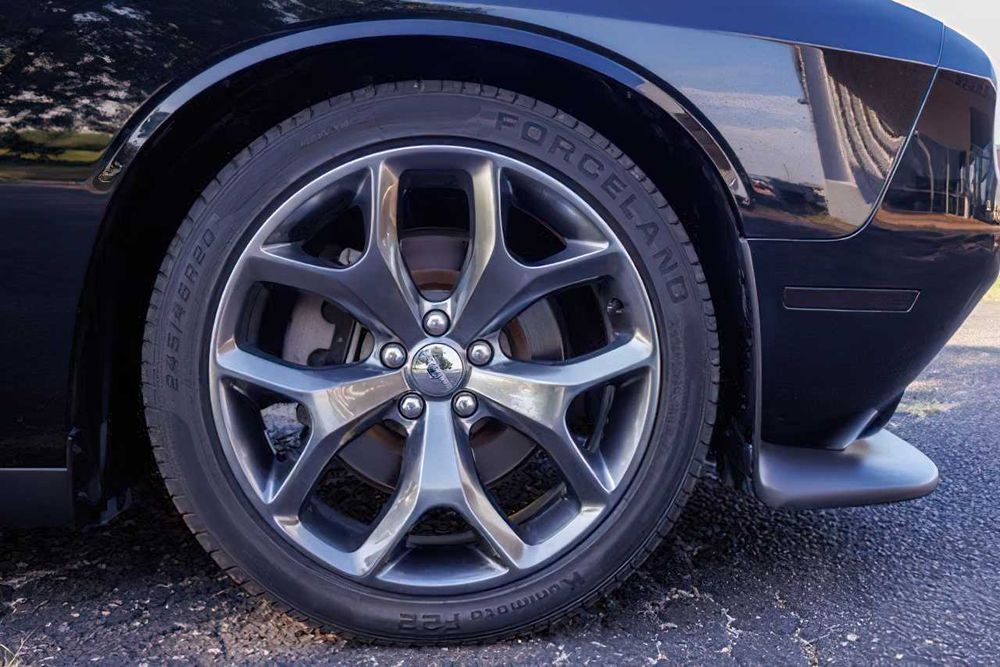 Dodge Challenger RT      2020