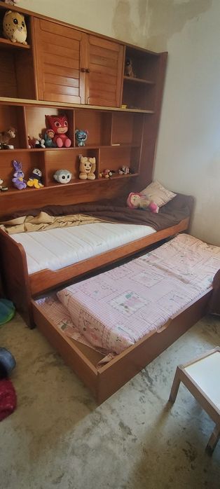 Quarto Completo Juvenil – Estúdio com 2 Camas + Secretária