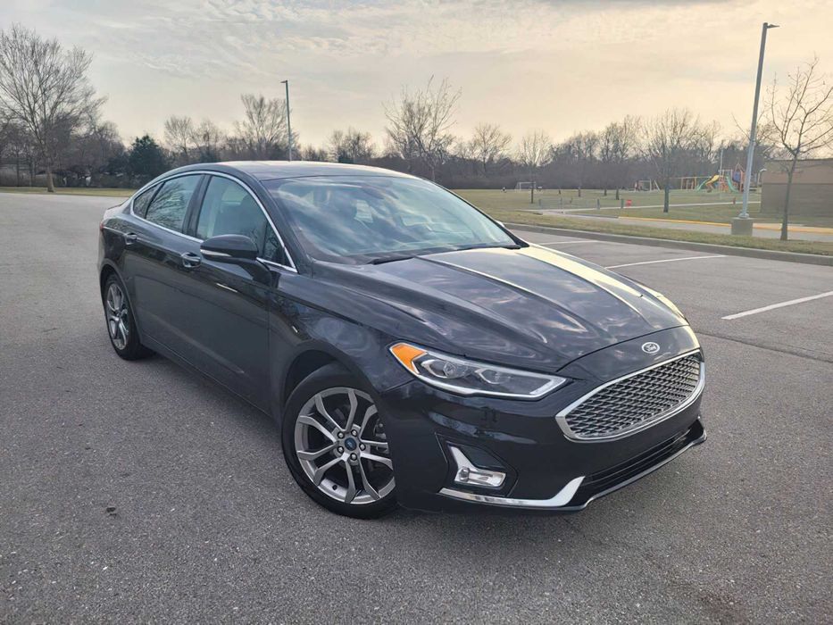 Ford Fusion Titanium      2020