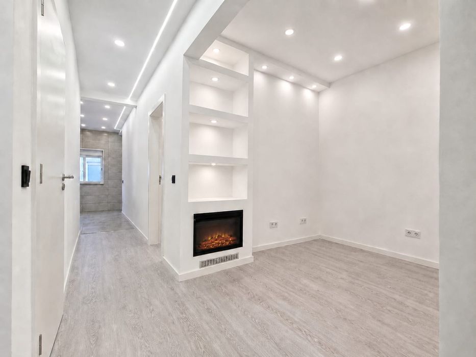 T1+1 com anexo, quintal e terraço, totalmente remodelado