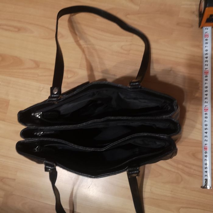 Torebka  vintage z długimi  skóra