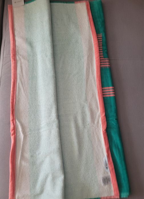 Lacoste oryginalny z USA recznik plazowy seledynowy zielony rozowy