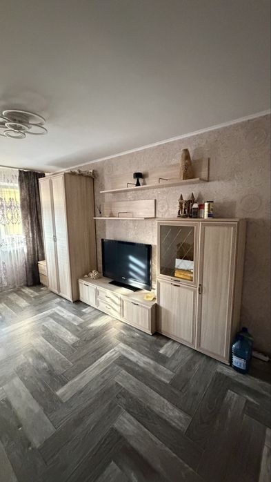 Сдам 2 комнатную квартиру на автовокзале.