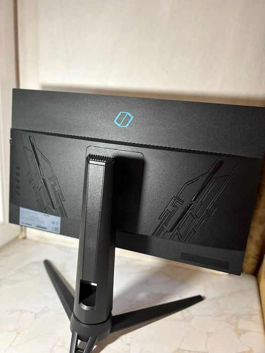 Манитор samsung odyssey g3