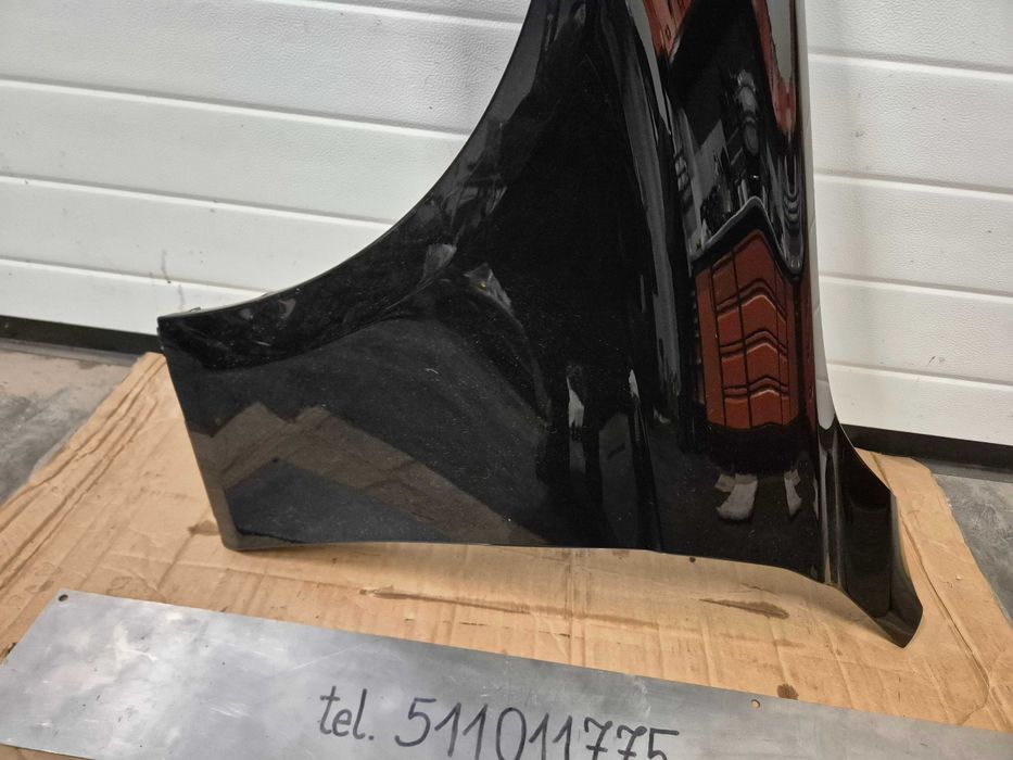 Błotnik lewy przedni BMW f30 schwarz 2 kod lakieru 668