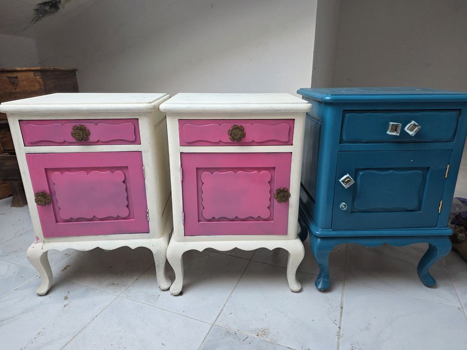 3 cómodas de madeira