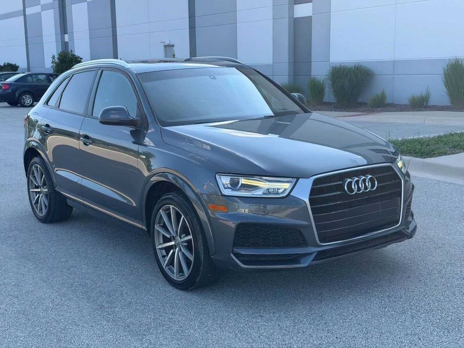 Audi Q3      2018