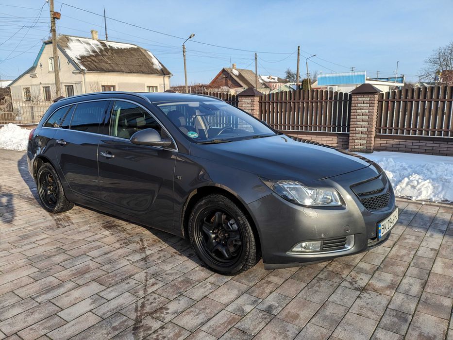 Opel insignia 1.6 turbo benzin