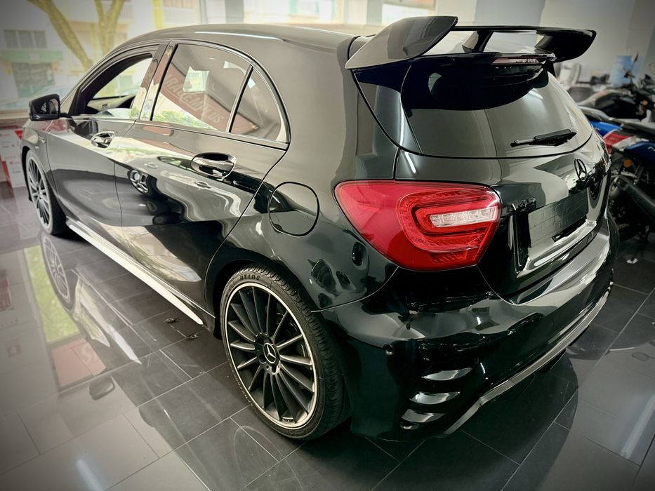 Mercedes-Benz A45 AMG
