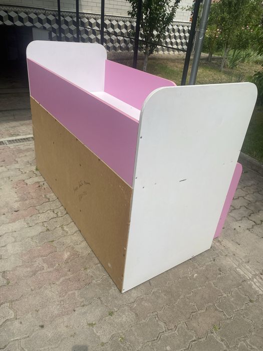 Ліжко дитяче трансформер,зі шафою,шухлядами та столиком.