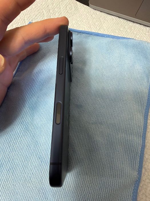 iPhone 17 Pro, Deep Blue, 512 gb, neverlock. 23 циклу зарядки