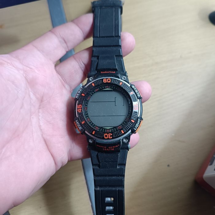 Varios relogios Timberland,Swatch....