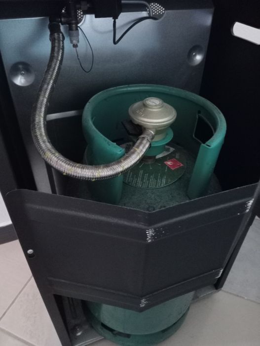 Aquecedor a gás usado um inverno