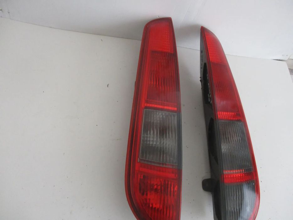 Farol farolim Ford focus SW 2005