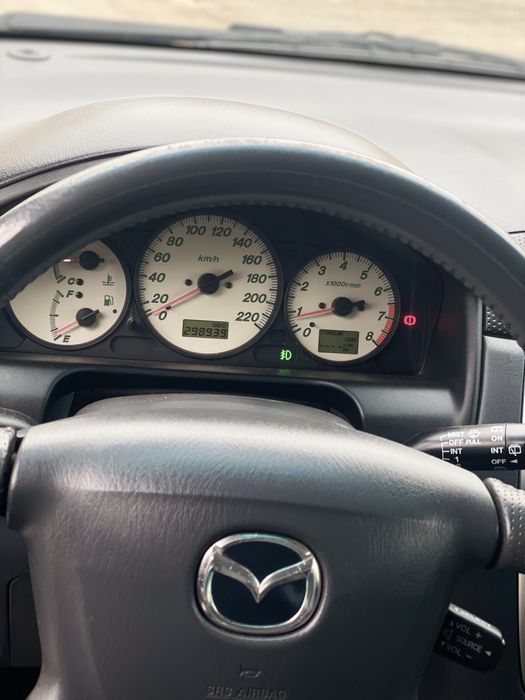 Mazda Premacy 2004року