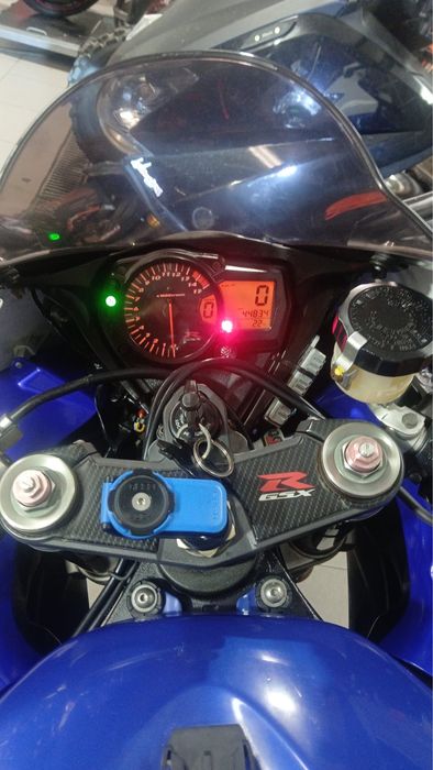 Suzuki gsxr 1000 k5/k6