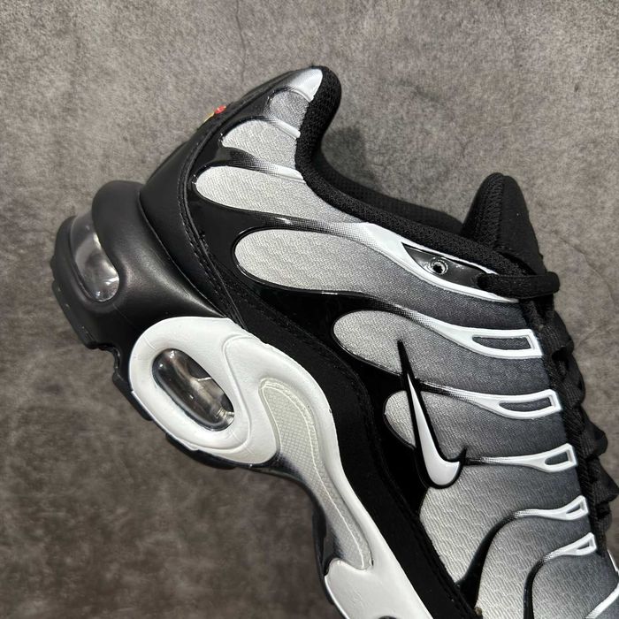 Air_Max_Plus_Czarny R.41